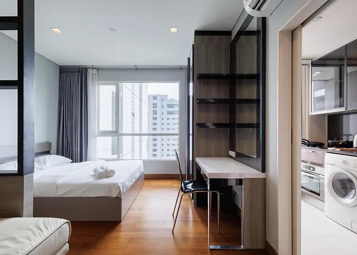 Luxury Center Of Bkk- Close To Thong Lor Bts Apartment